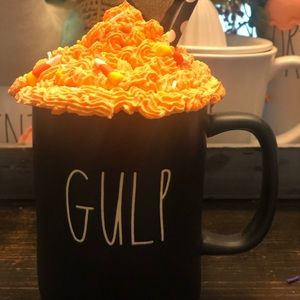 Faux whipped cream mug toppers